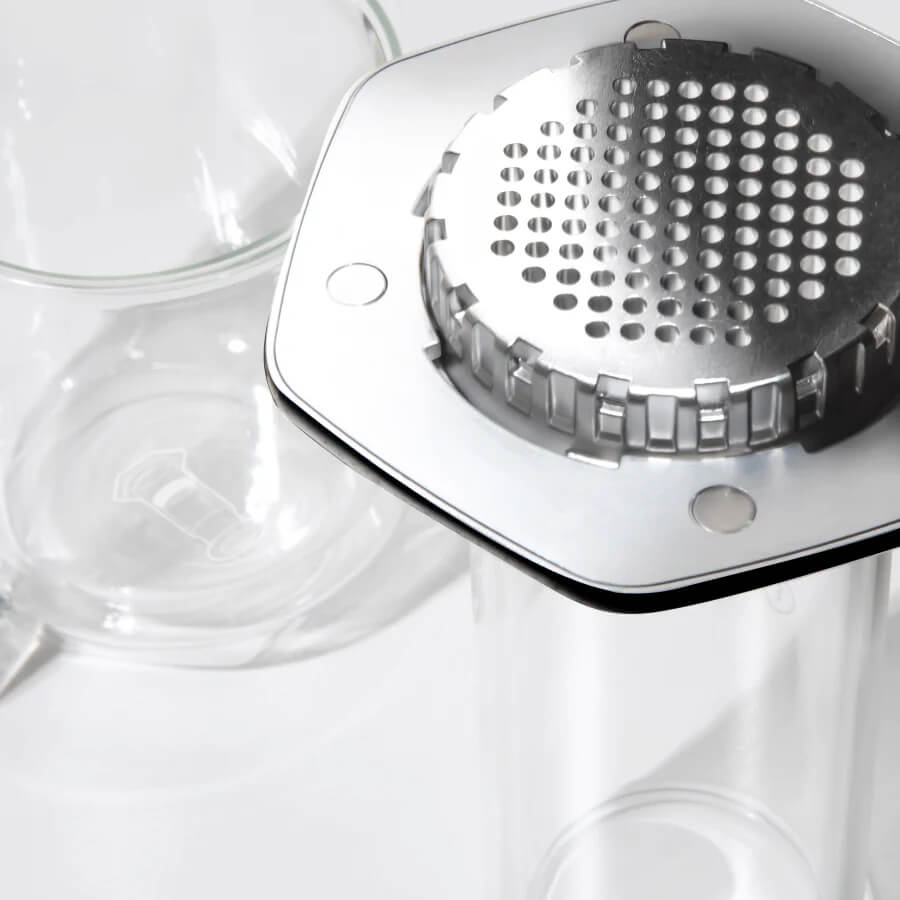 AeroPress_Coffee_Maker_-_Premium_-_Black_1.jpg